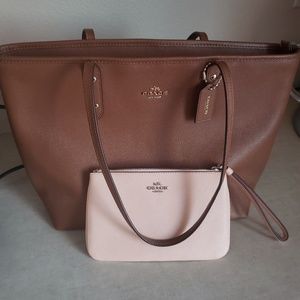 Coach Tote